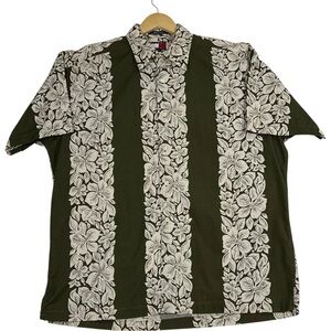 Tommy Hilfiger Hawaiian short sleeve Tiki floral size medium